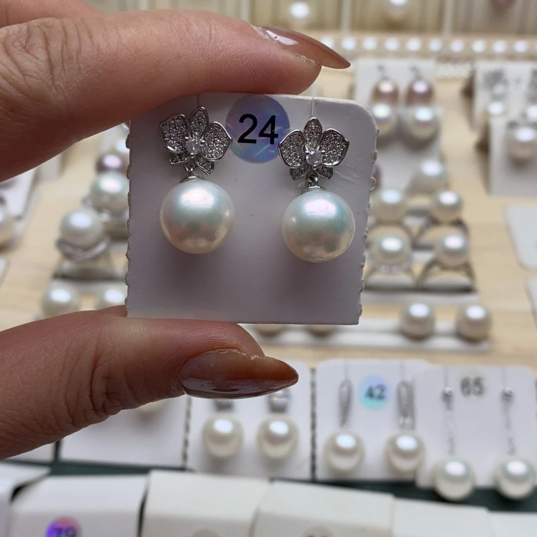 银S925镶嵌淡水珍珠颈饰