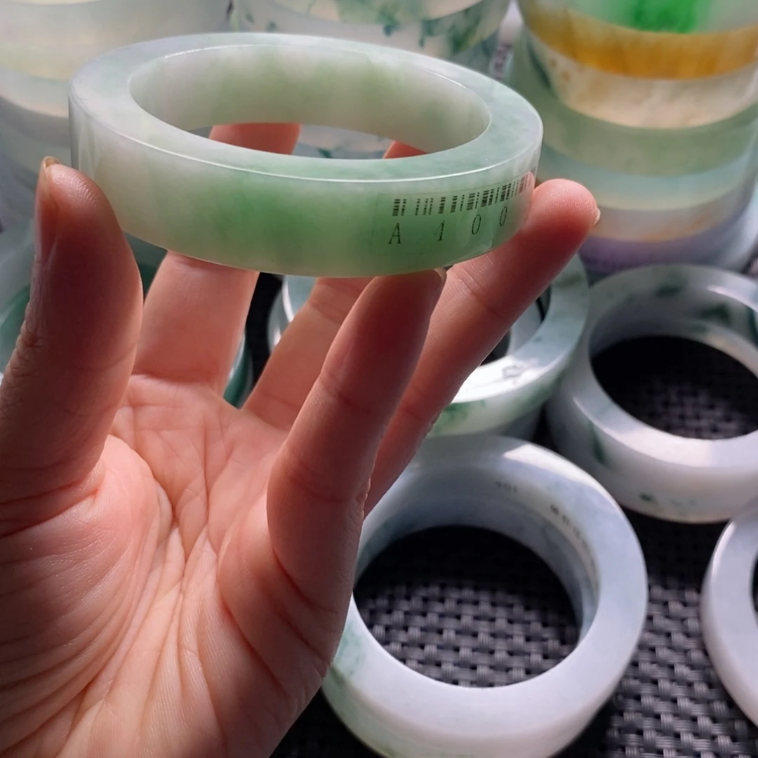 定制翡翠手镯未镶嵌花***音