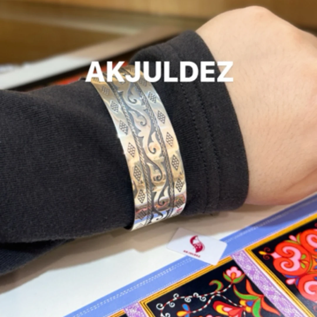 925银手镯 纯银手工银花纹手镯