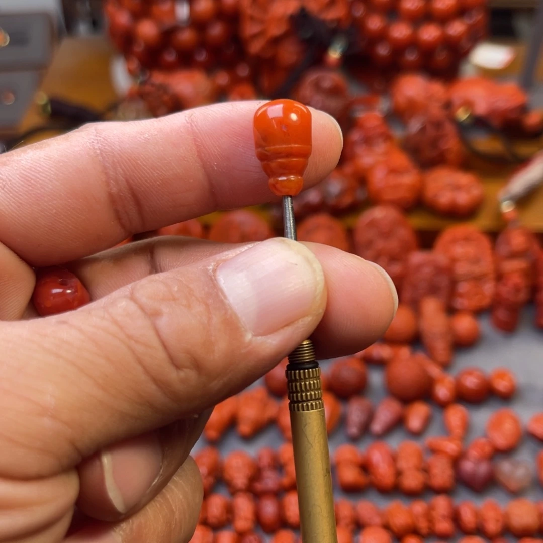 南红玛瑙未镶嵌川料精工奶嘴三通卡9➕