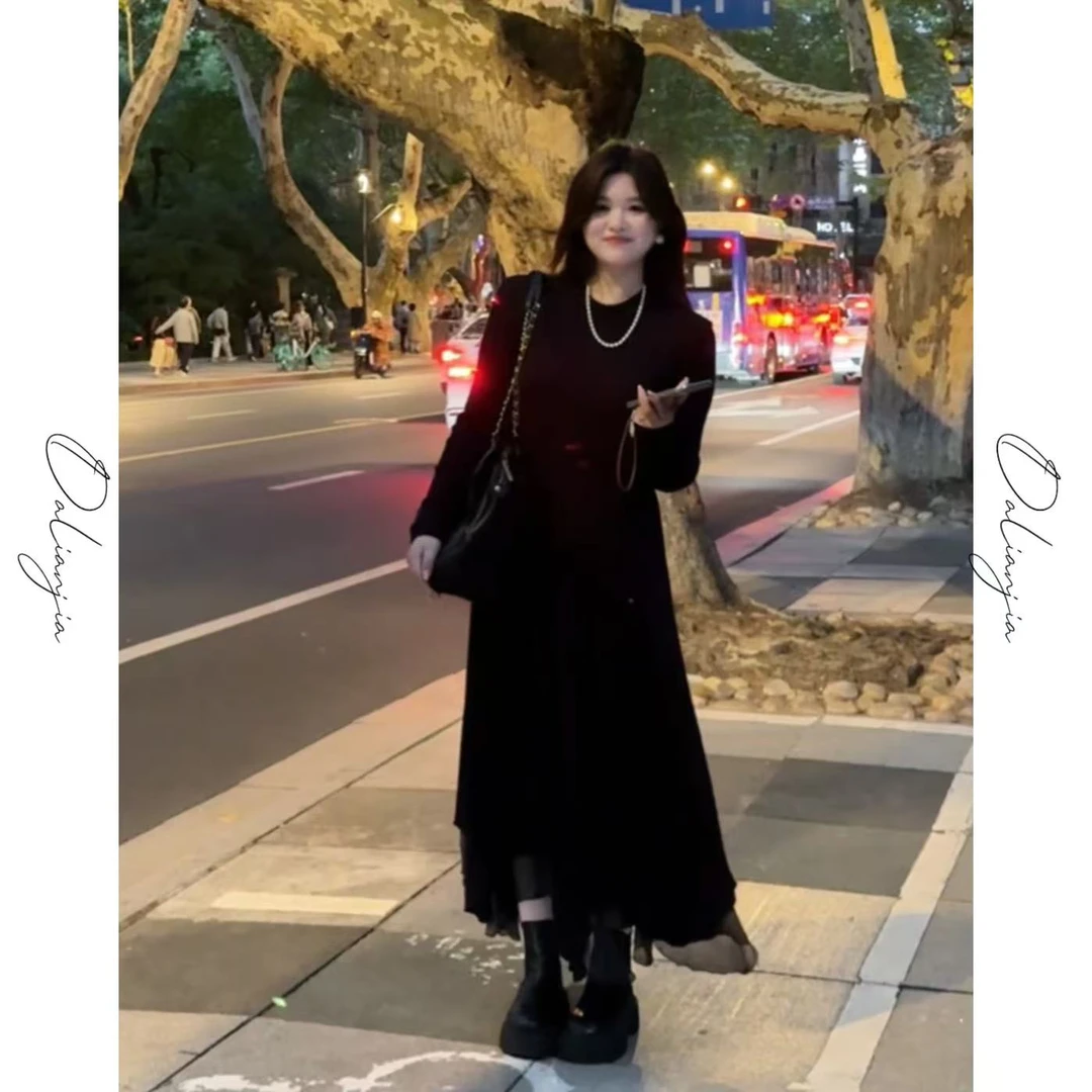 晶咕【黑鸢尾】大码气质高领打底连衣裙显瘦秋冬黑色时尚洋气