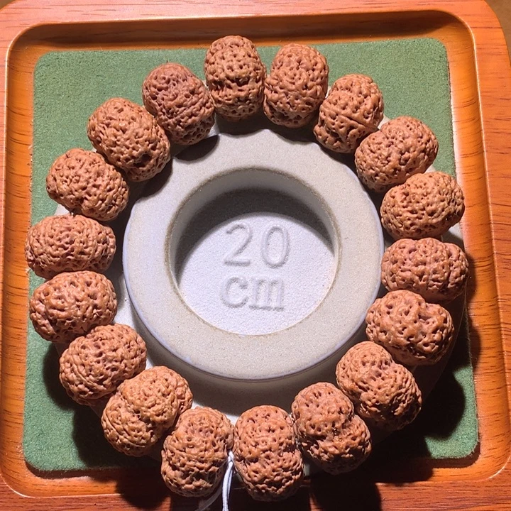 手串金刚菩提21+熊猫菠萝蜜