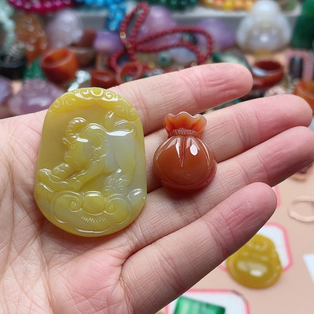 玛瑙/玉髓颈饰合金蒙***莎