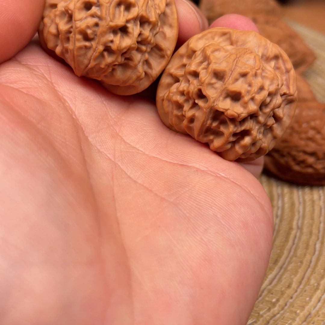 文玩核桃吊坠天地