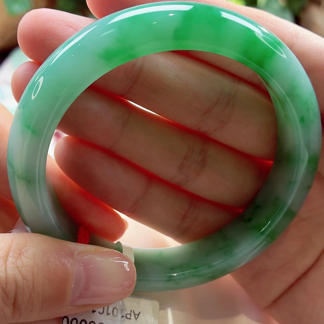 翡翠未镶嵌手镯绿野仙踪12