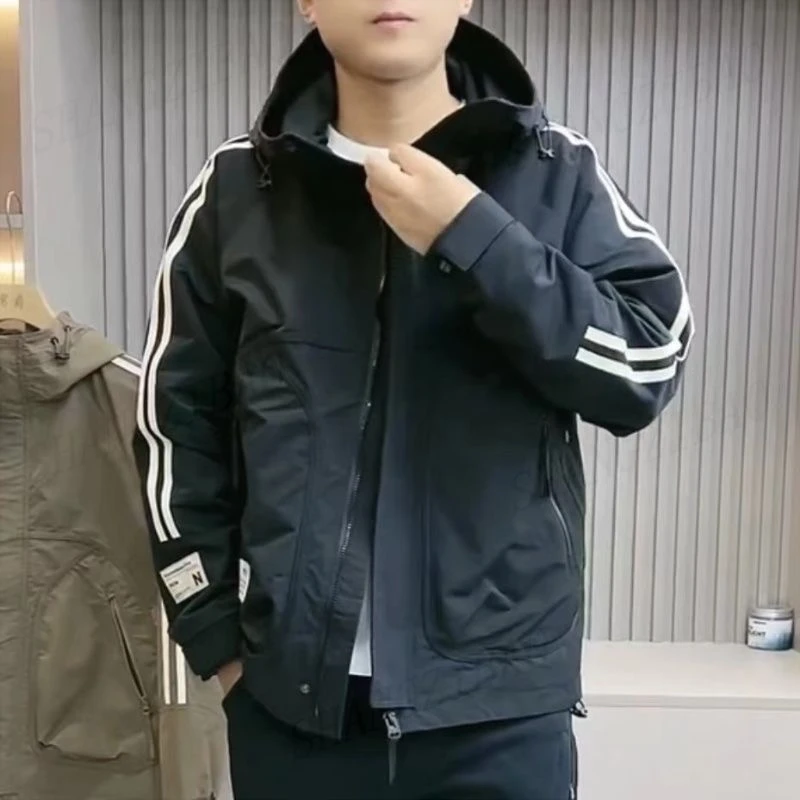春秋季男士宽松肩袖条纹装拼接冲锋上衣连帽美式休闲工装夹克外套