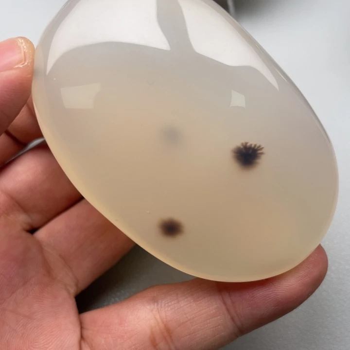 玛瑙/玉髓颈饰未镶嵌快****哥