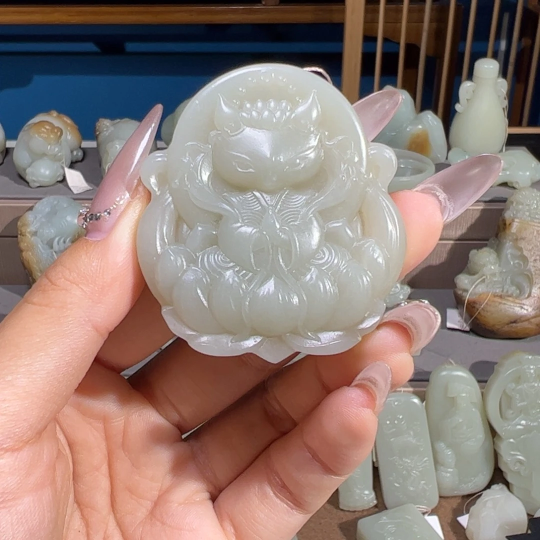 和田玉（糖玉）未镶嵌颈饰