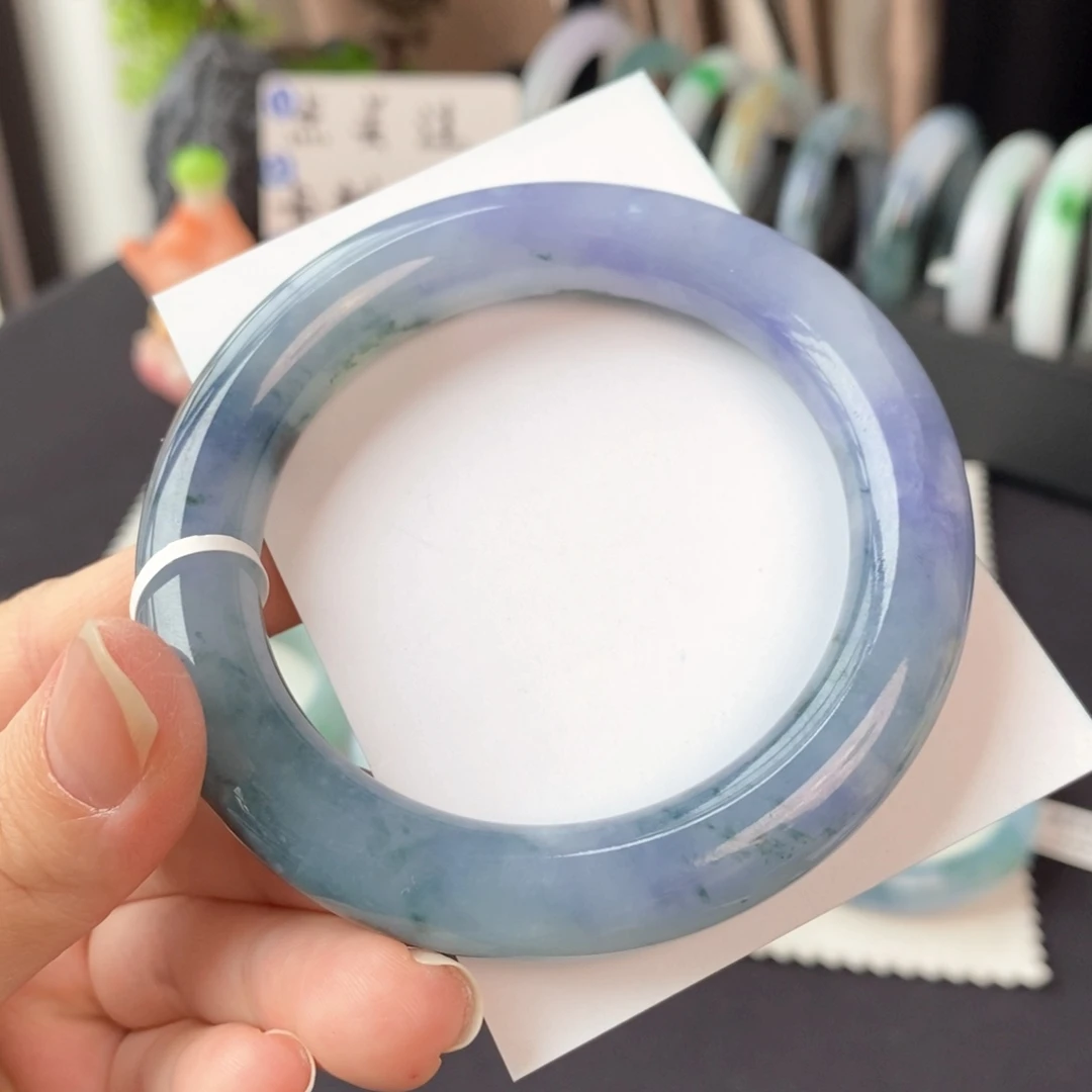 翡翠未镶嵌手镯莫奈55有纹