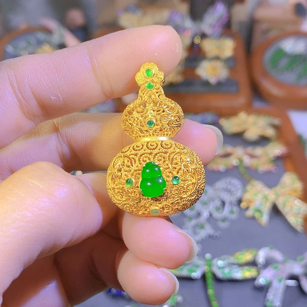 颈饰银S925镶嵌翡翠