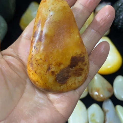 h***s未镶嵌和田玉（糖玉）车挂