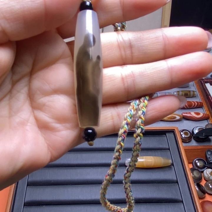 妙***零未镶嵌颈饰玛瑙/玉髓