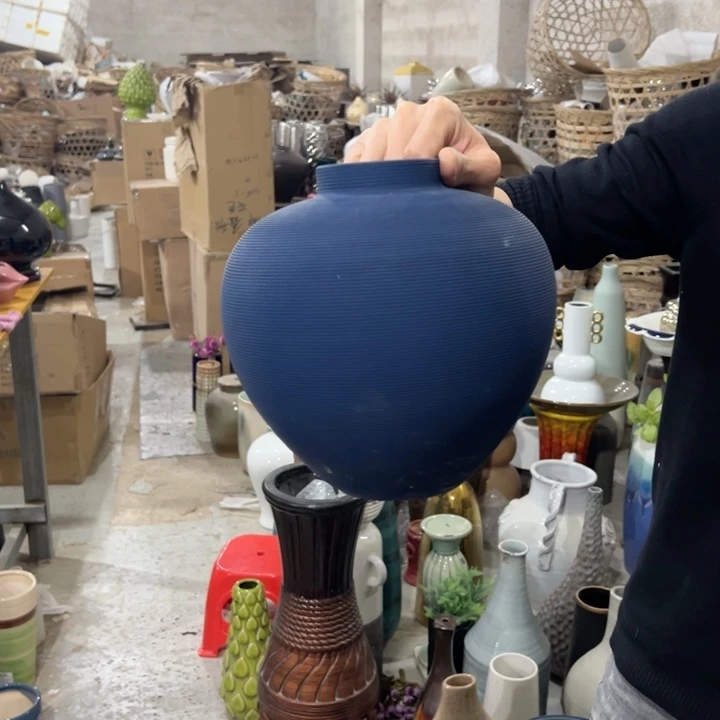 瓶高度23厘米口径7厘米微瑕捡漏