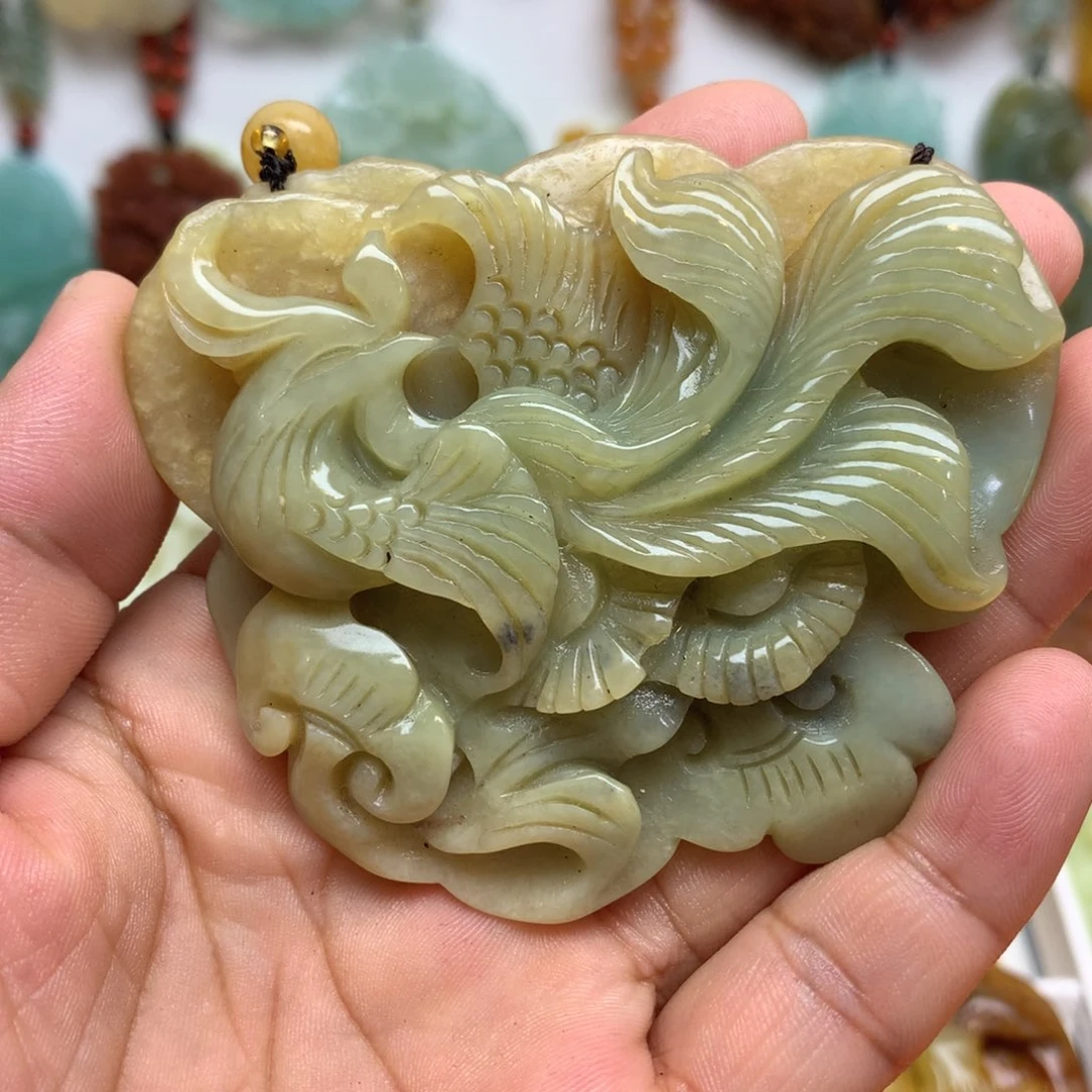 未镶嵌蛇纹石玉颈饰