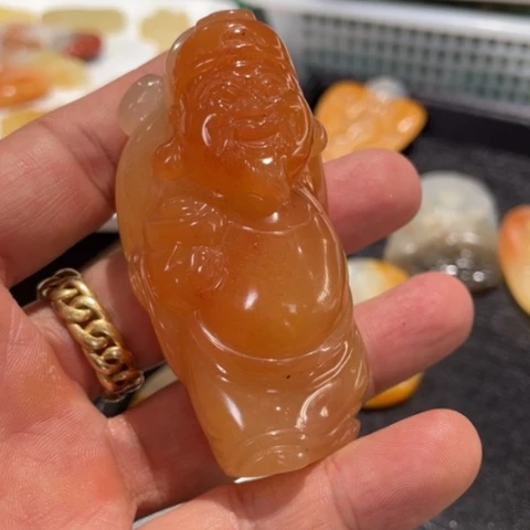 【闪购商品】未镶嵌石英质玉（黄龙玉）颈饰