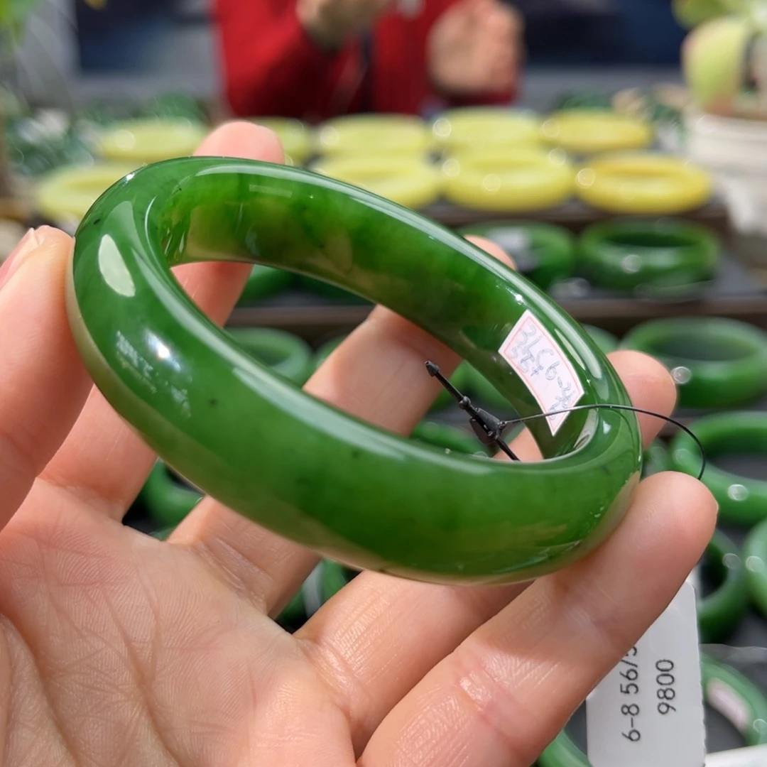 和田玉（碧玉）手镯未镶嵌