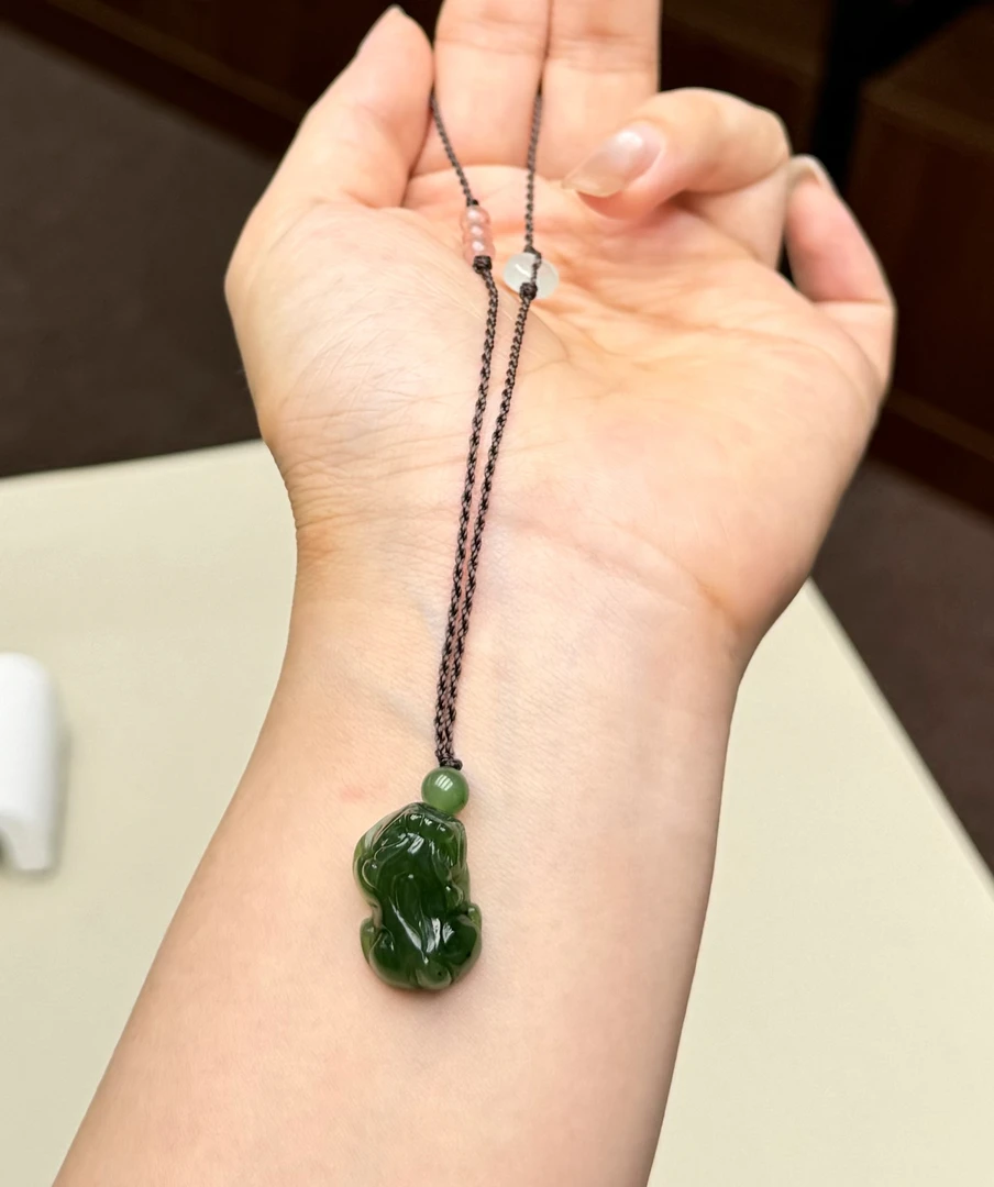 吞金兽·和田玉碧玉满绿貔貅吊坠