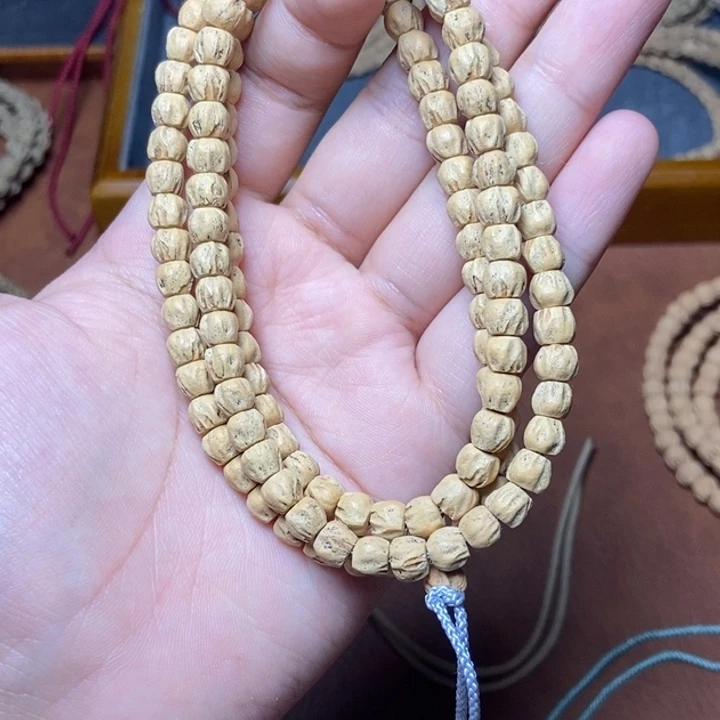 柏香籽/百香籽吊坠莲花