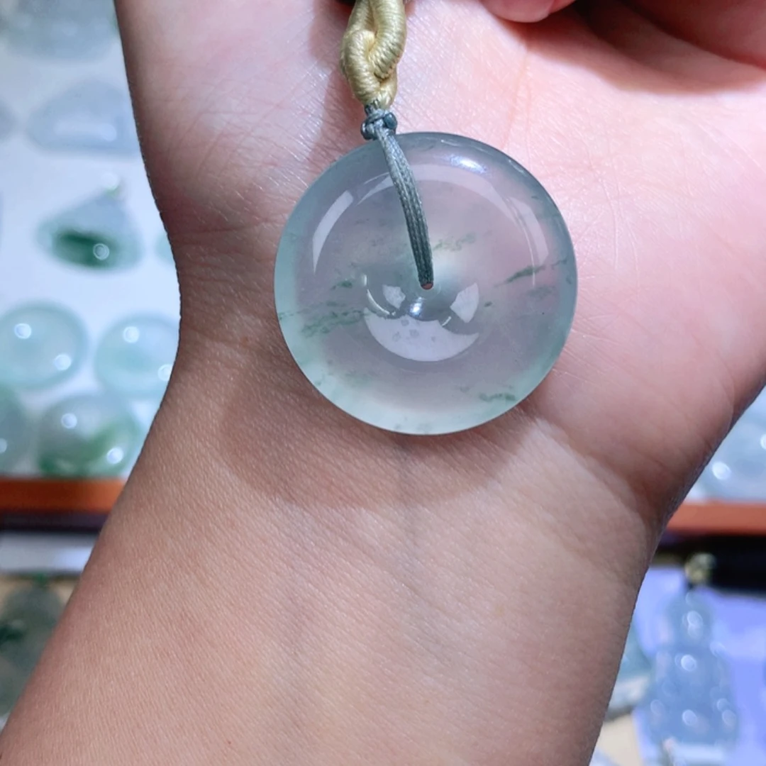 【闪购商品】翡翠颈饰未镶嵌菲平安扣