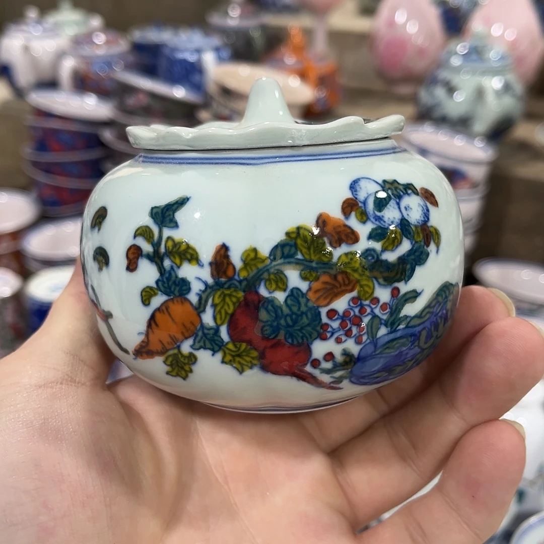 摆件景德镇陶瓷茶叶罐。绿。