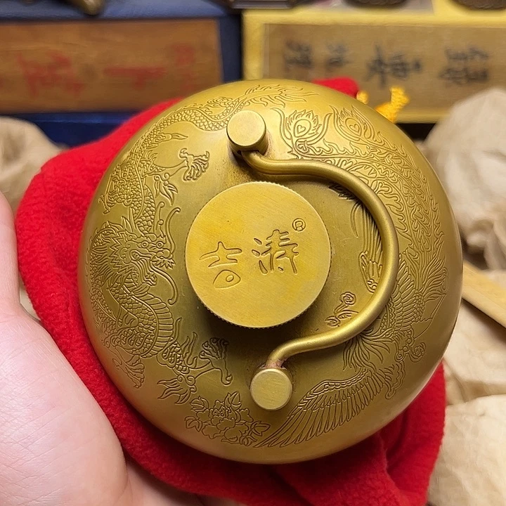 精美铜器摆件下单