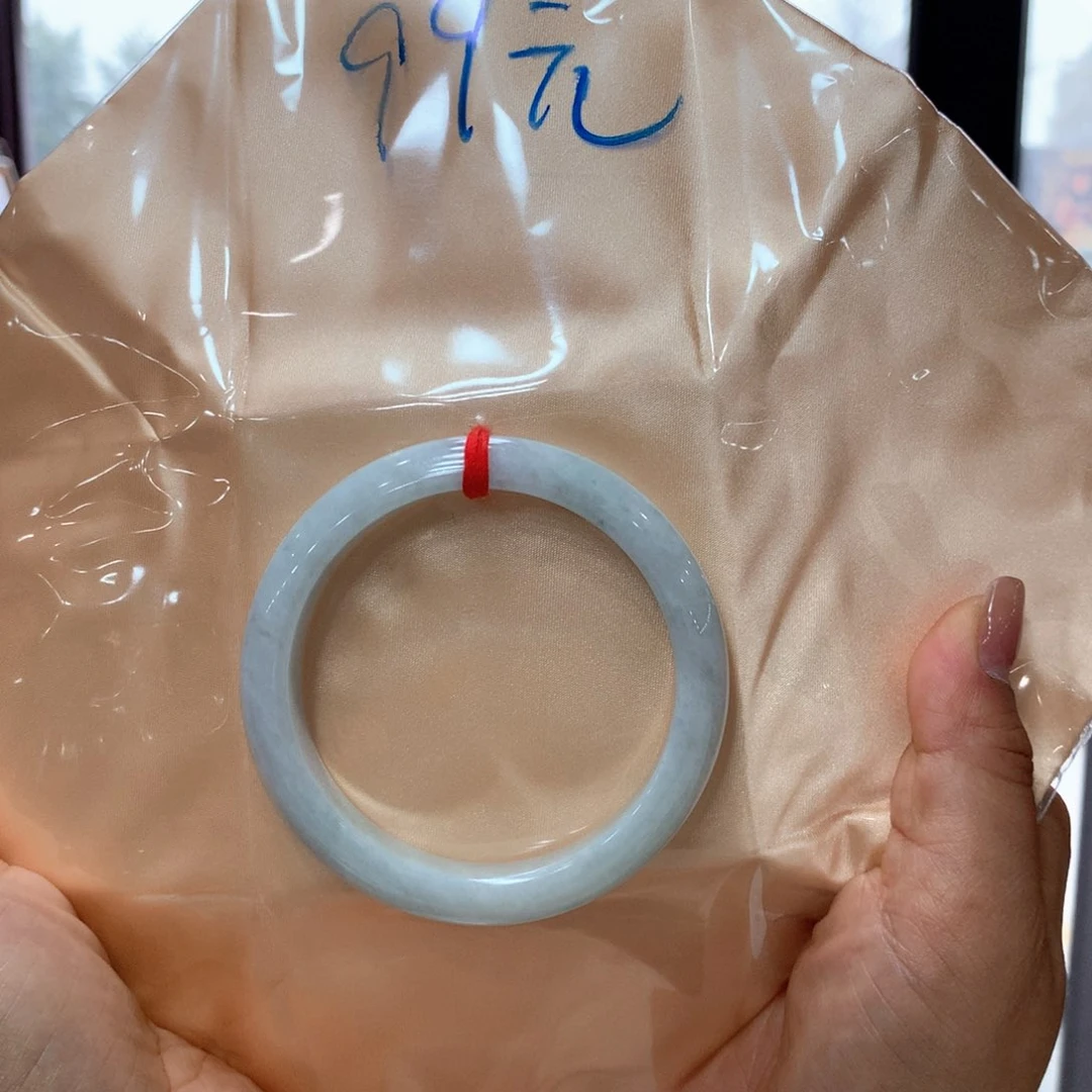 翡翠手镯未镶嵌买断