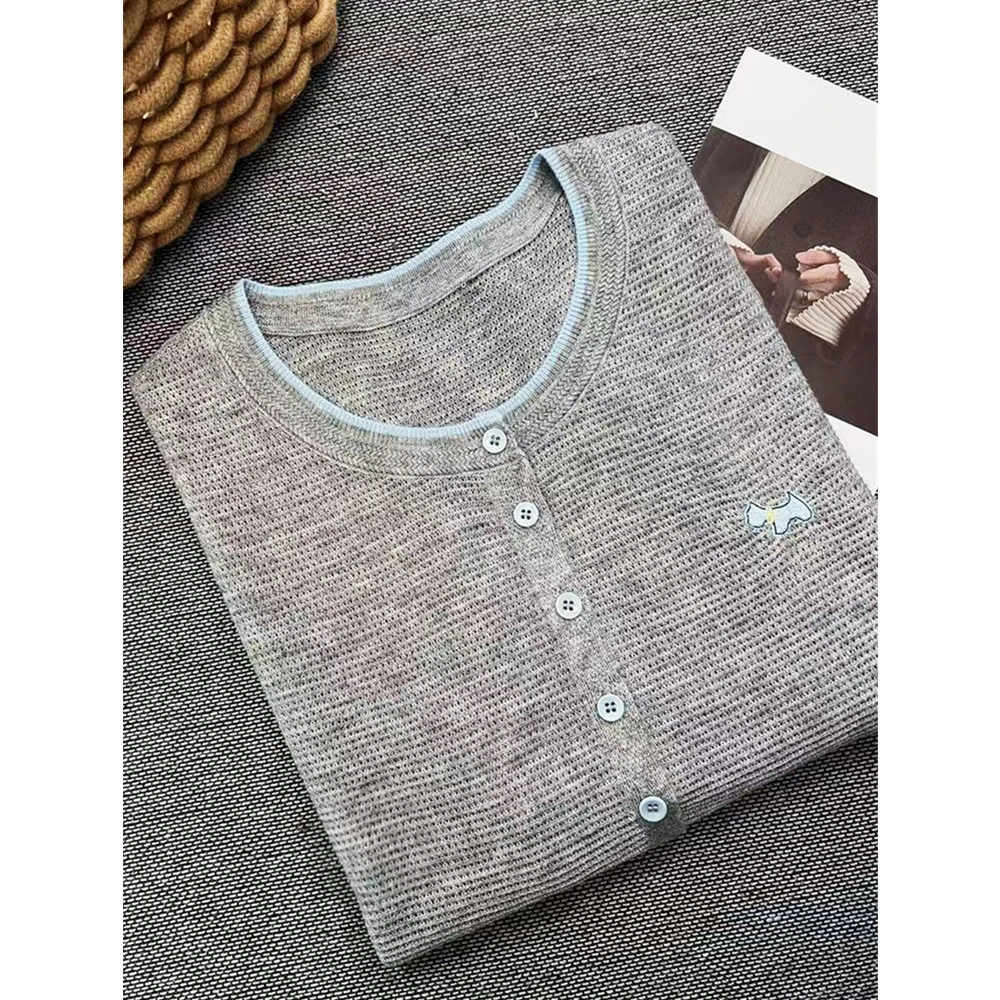 纯色真开衫胸口小猫刺绣春夏百搭毛衣女针织