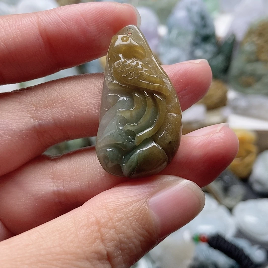 翡翠未镶嵌颈饰翡翠