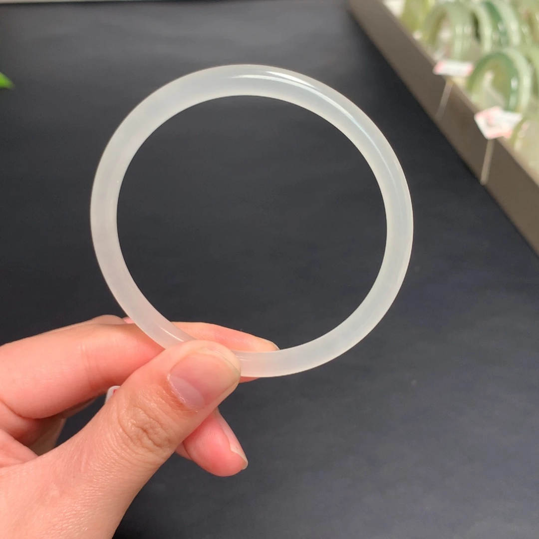 和田玉手镯未镶嵌59