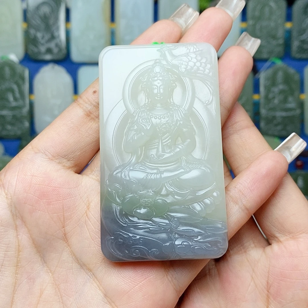 山***岚和田玉未镶嵌颈饰