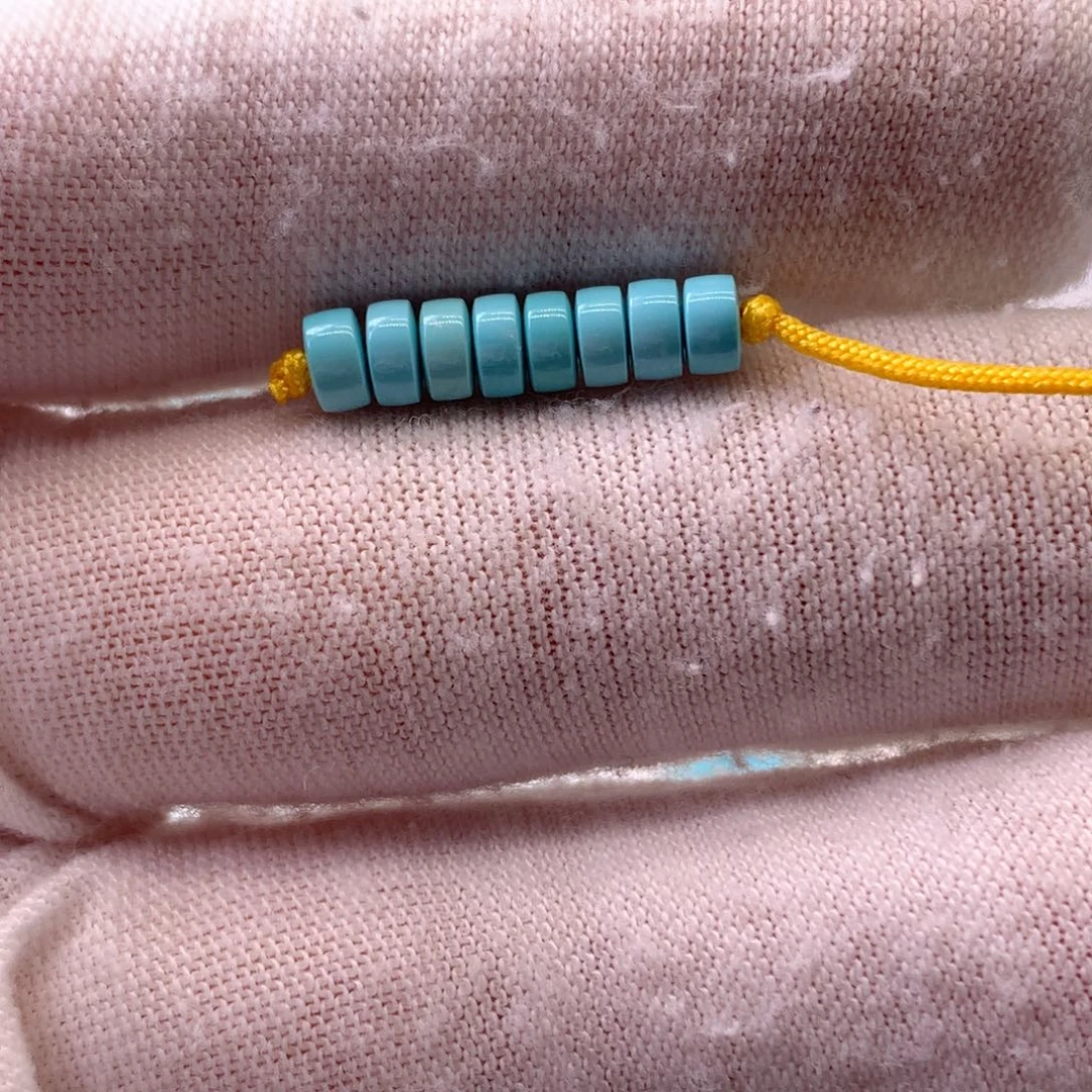 绿松石未镶嵌挂件