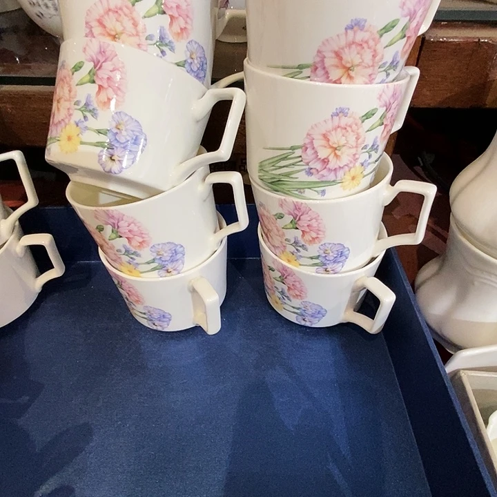 燕***子骨质库存产品杯子8个