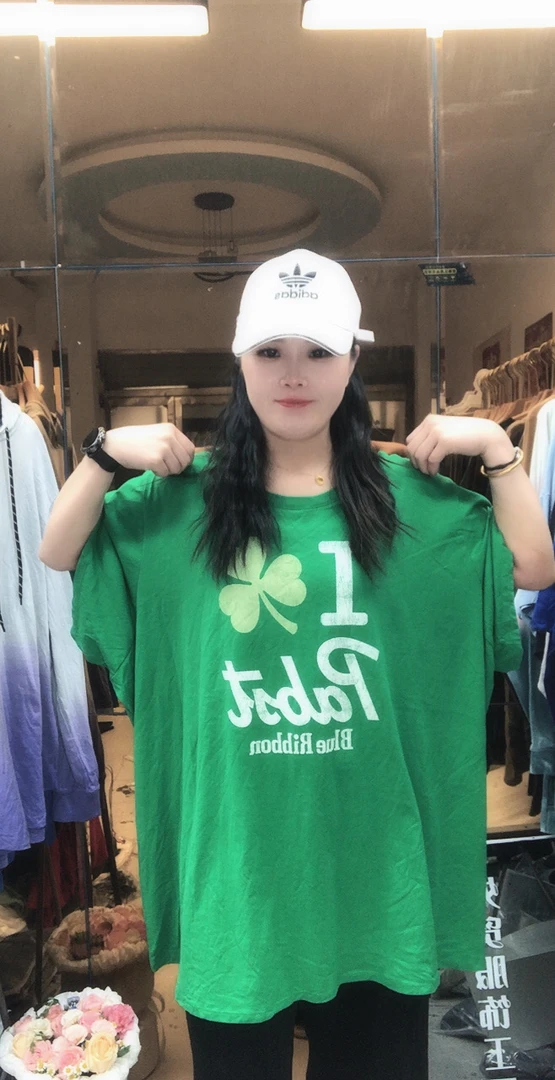 外贸纯棉T恤浅绿色四叶草