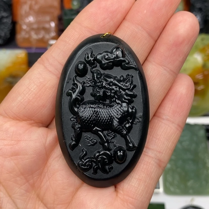 【闪购商品】蛇纹石玉未镶嵌颈饰左****神