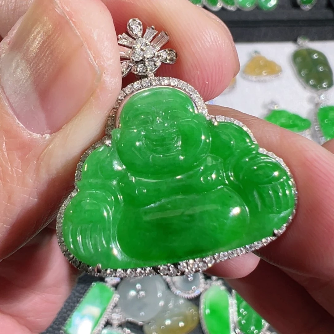 【闪购商品】翡翠吊坠(不含链)18K金镶嵌