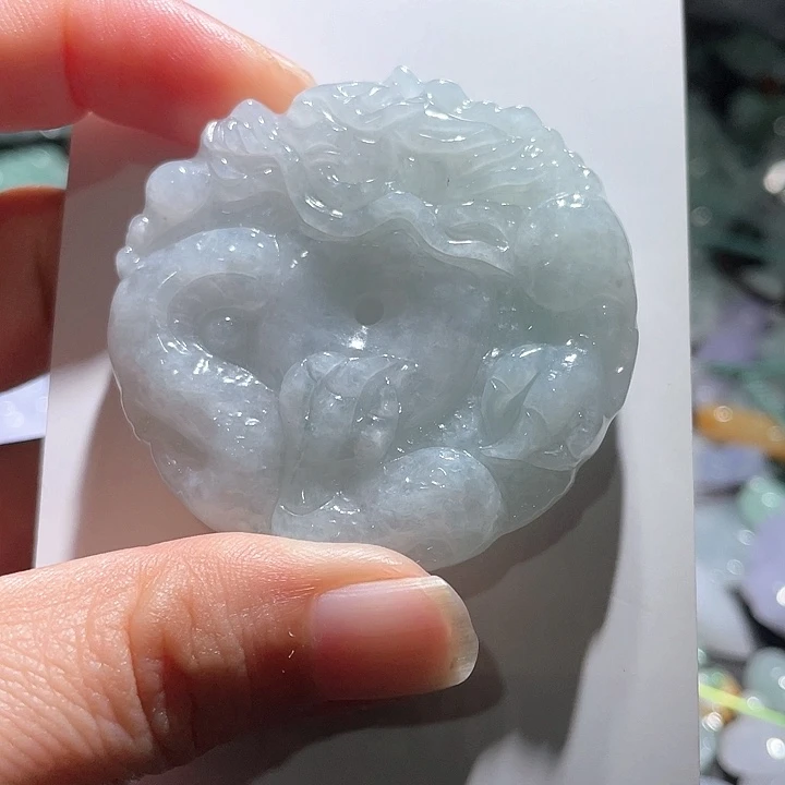 颈饰未镶嵌翡翠天