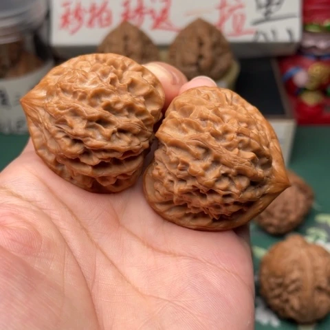 【闪购商品】把件文玩核桃39.5龙门涧