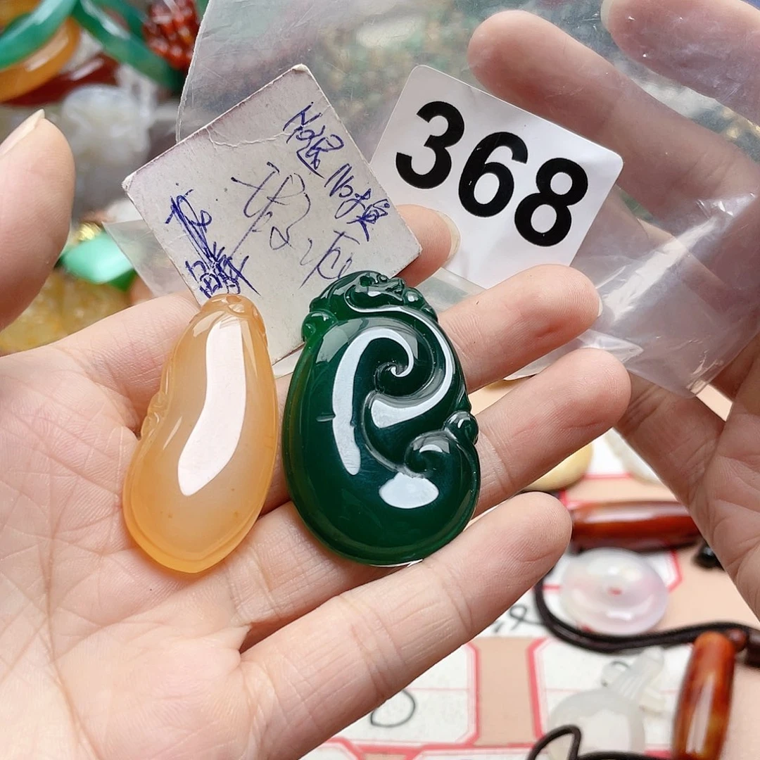 合金颈饰玛瑙/玉髓安***姐