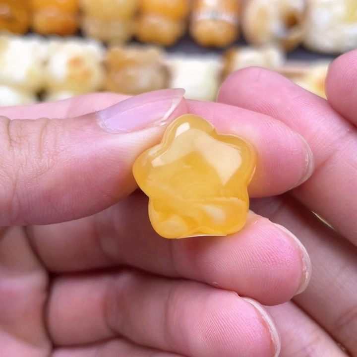未镶嵌琥珀裸石蜜蜡