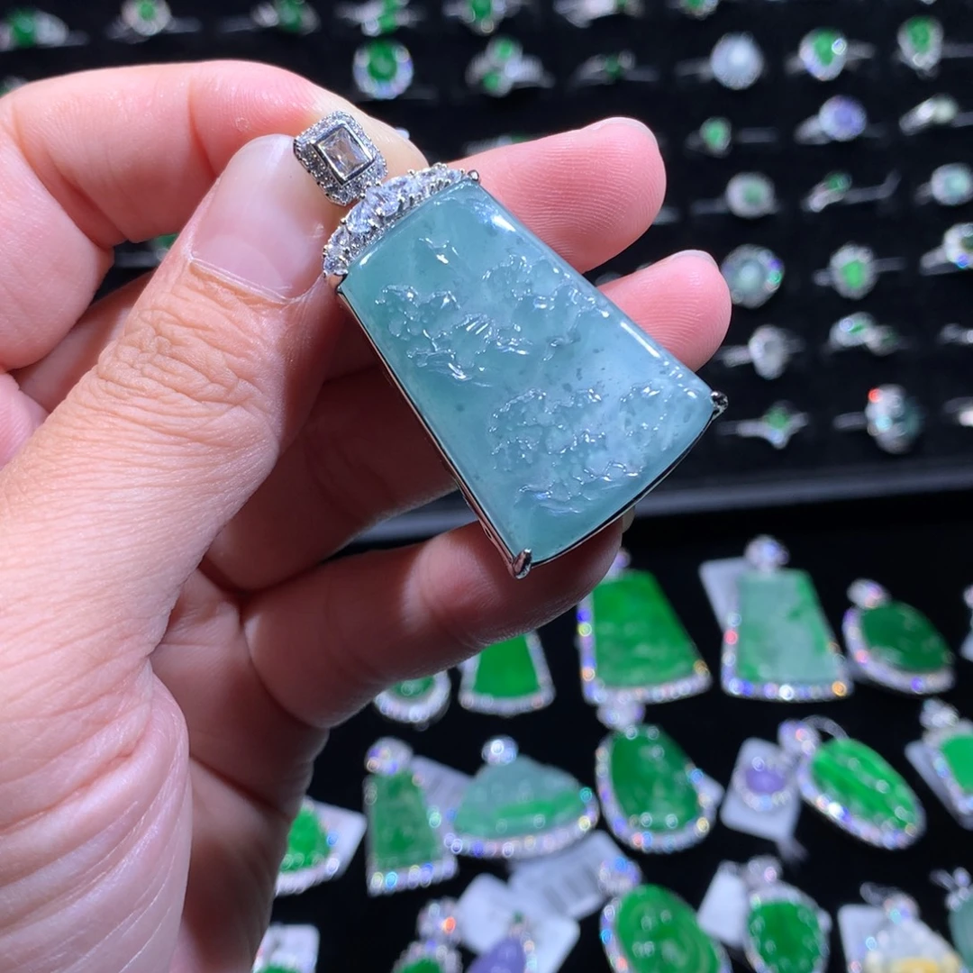 翡翠未镶嵌颈饰天然翡翠