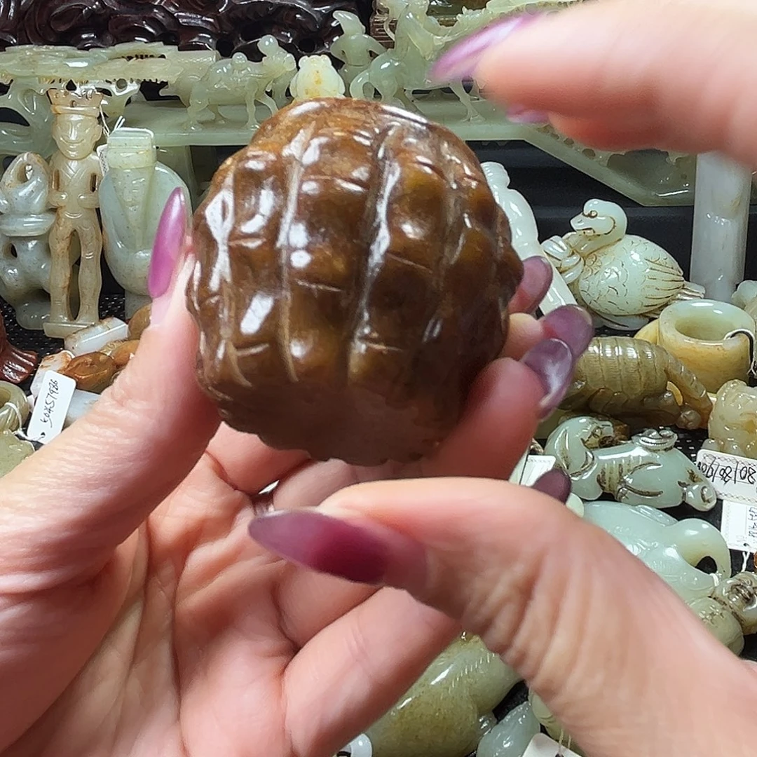 和田玉（糖玉）未镶嵌颈饰