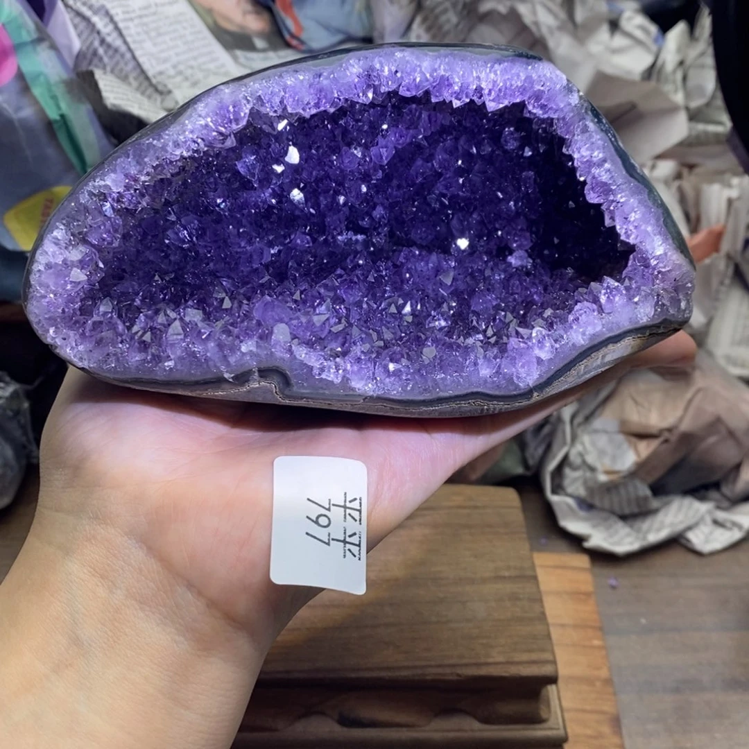 紫晶未镶嵌大型摆件（非配饰）