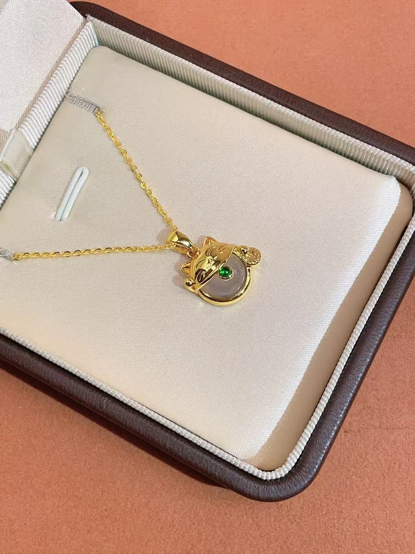 D114金色招财猫平安扣吊坠