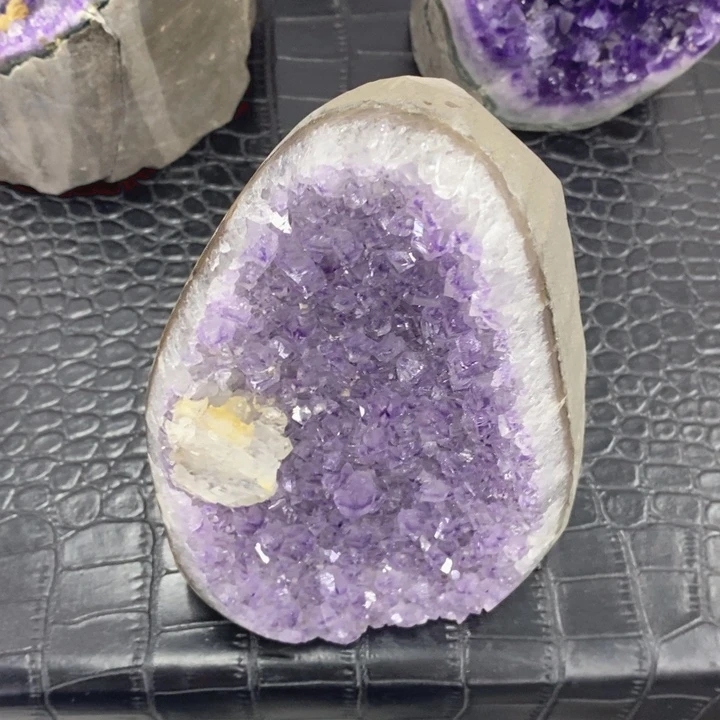 未镶嵌珠宝半成品紫晶