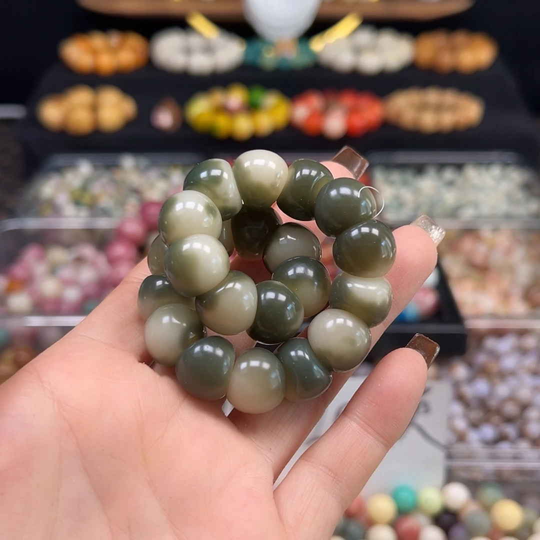 手串菩提根/象牙果卡1非料绿飘花山竹1条