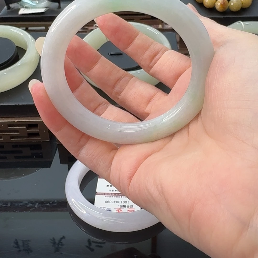 翡翠手镯未镶嵌天然翡翠饰品带证书