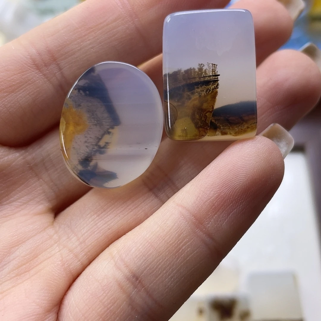 安***在玛瑙/玉髓未镶嵌珠宝奇石