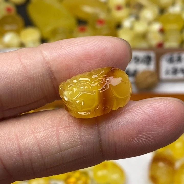 蜜蜡未镶嵌裸石微瑕卡12➕