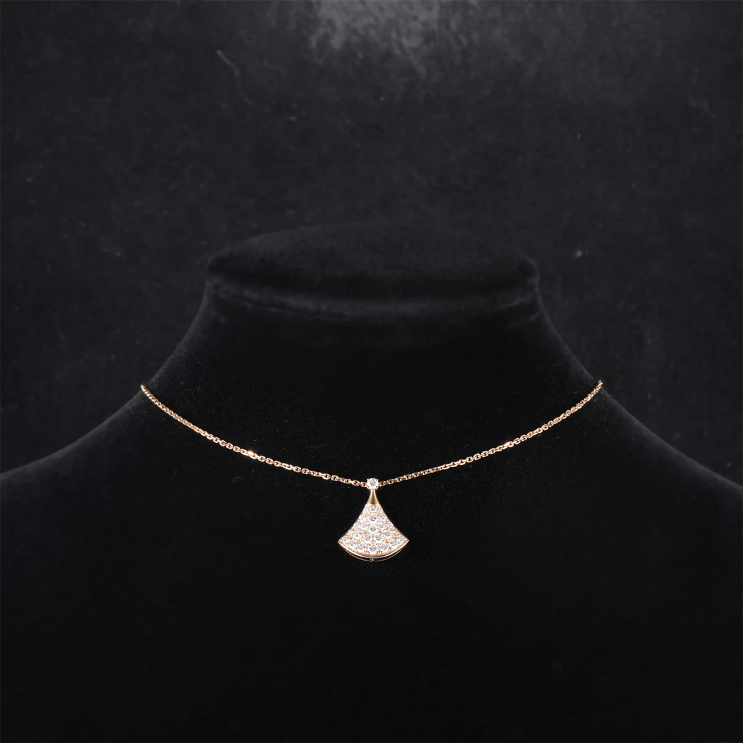 99新 BVLGARI/宝格丽 -488小花6枫满钻扇子 小号 玫瑰金/钻石项链