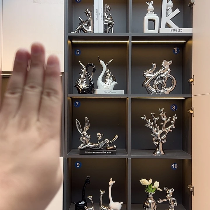 陶瓷直播间现场搭配六个左边的